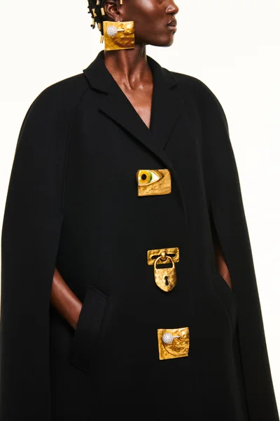 Look 30
